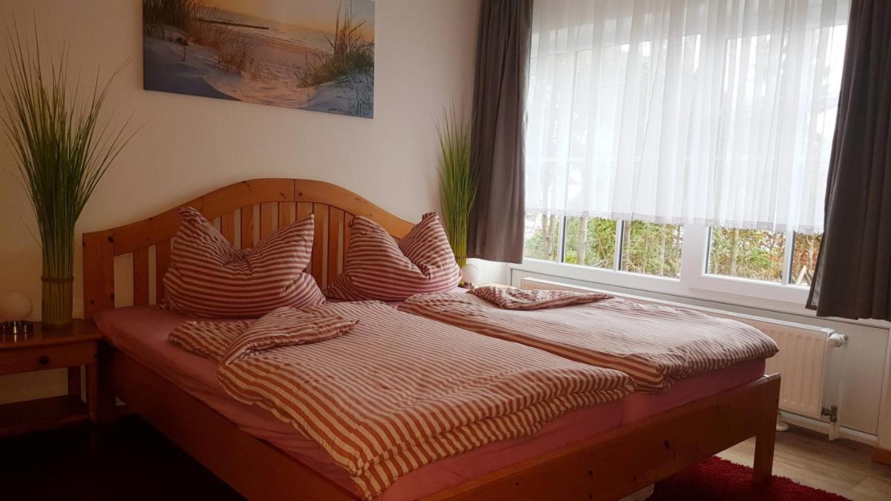 Ferienwohnung Thiedes Hus Heiligenhafen Exterior foto